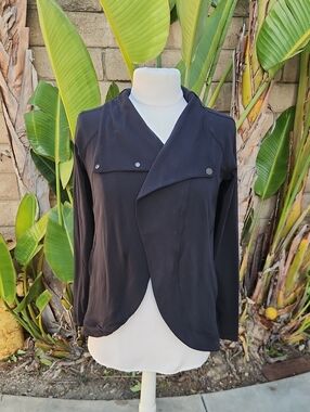 Lululemon Rulu Rally Wrap Jacket Black Size 4